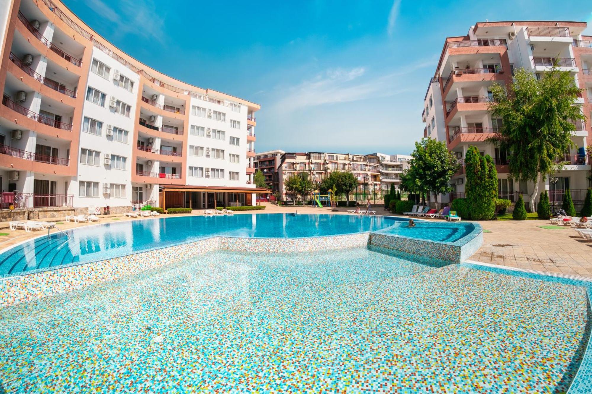 Riviera Fort Beach Apartments Ravda Ngoại thất bức ảnh